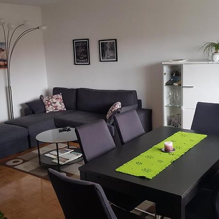 Apartment Dawn Velika Gorica Buitenkant foto