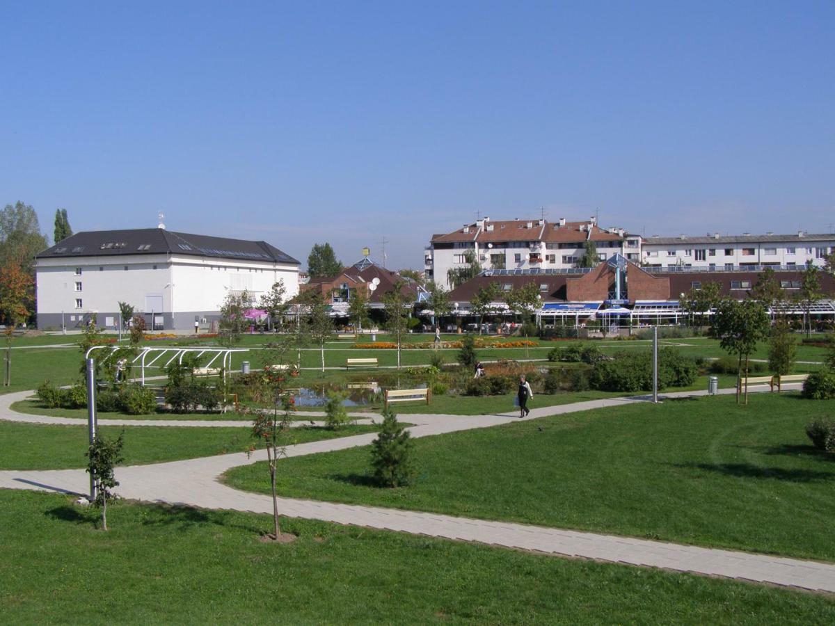 Apartment Dawn Velika Gorica Buitenkant foto